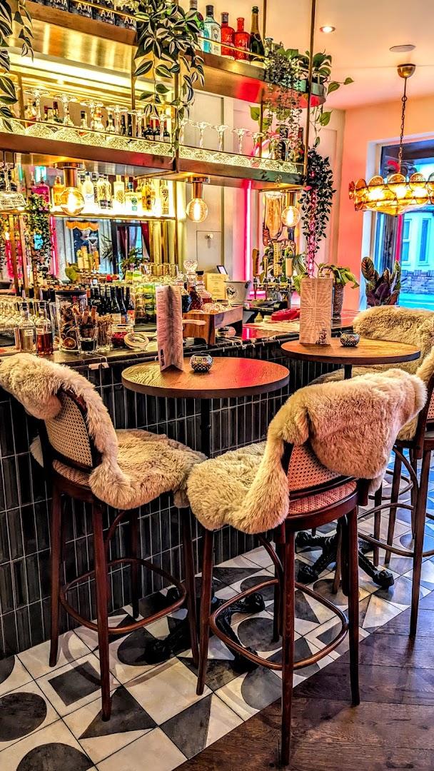 Circo Brasserie photo 2